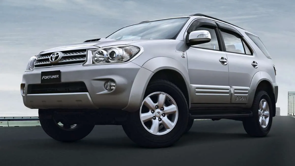 Simak rincian harga mobil bekas Toyota Fortuner yang murah per Juli 2021