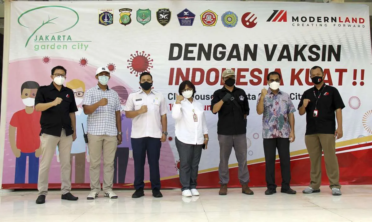 Jakarta Garden City gelar vaksinasi massal