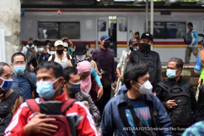 Mulai hari ini, penumpang KRL dari Stasiun Tangerang wajib bawa STRP