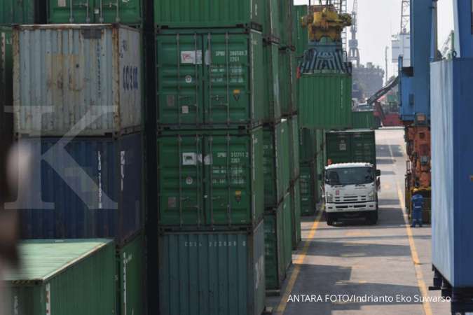 Indonesia July trade surplus widens as export, import growth slows