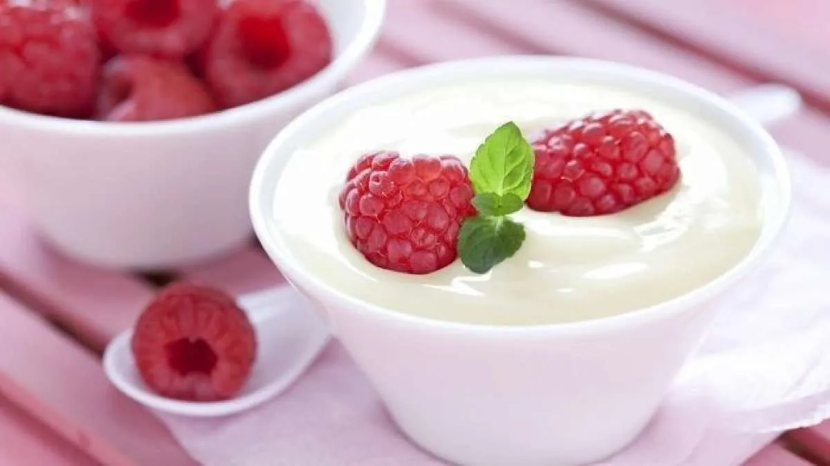 Yogurt mendatangkan beragam manfaat, syaratnya rutin dikonsumsi