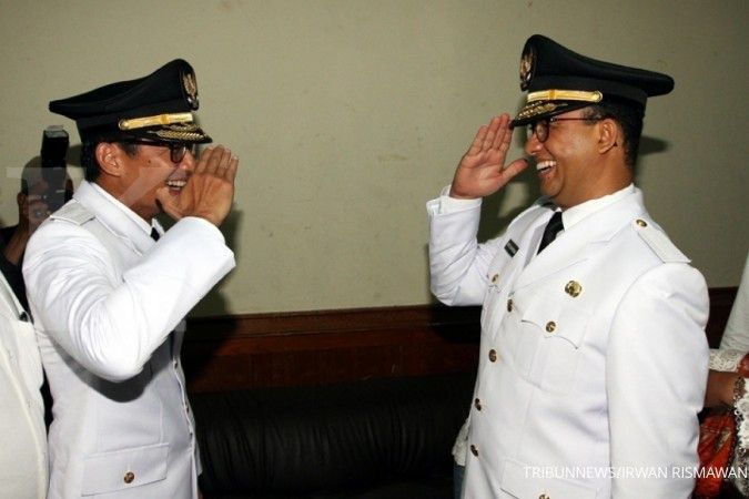 Hari pertama kerja, Anies-Sandi berangkat bareng