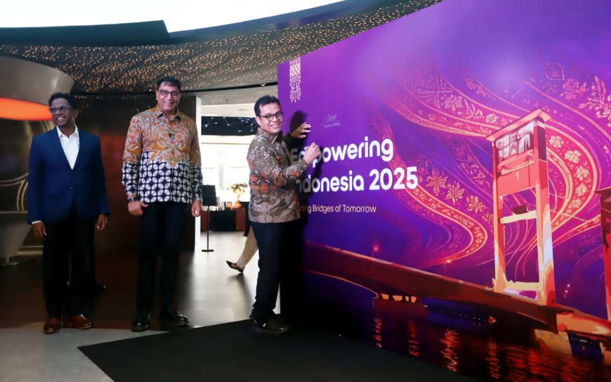Indosat dan Twimbit Luncurkan Empowering Indonesia Report 2025