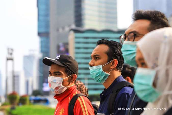 Polisi menggerebek gudang yang diduga menimbun masker di Tangerang
