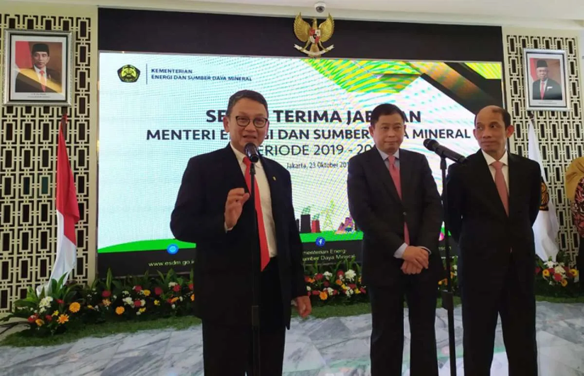 Serba serbi sertijab: Gelak tawa Jonan, Nadiem masih kaku, hingga air mata Susi...