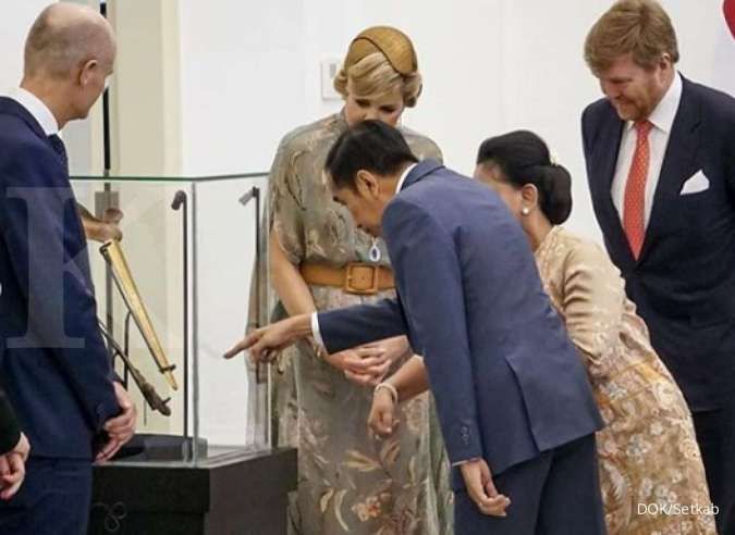 Raja dan Ratu Belanda serahkan keris Pangeran Diponegoro ke Presiden Jokowi
