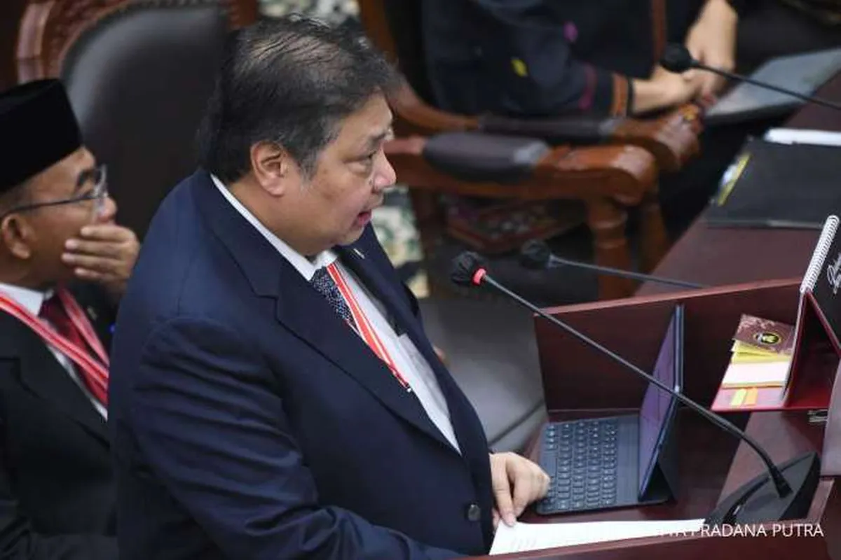 Suara Golkar Disebut Naik Efek Bansos, Ini Kata Airlangga