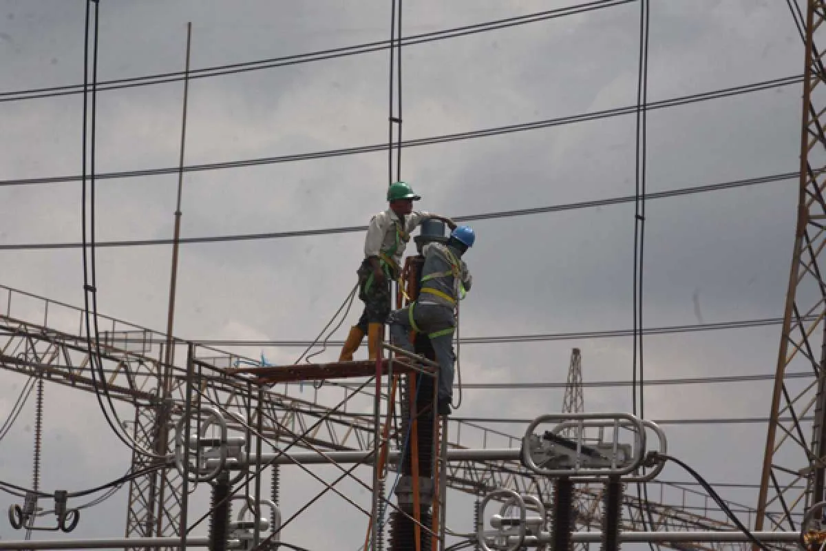 PLN listriki 36 kepala keluarga di Dusun Kampung Baru, Kabupaten Enrekang, Sulsel