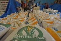 Beras 10 Kg Tak Cukup, DPR Minta Tambah Minyak Goreng 2 Liter di Bansos