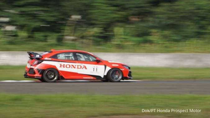 Pembalap Tim Honda Racing Indonesia Meraih Juara Putaran Kedua ISSOM 2022 di Sentul
