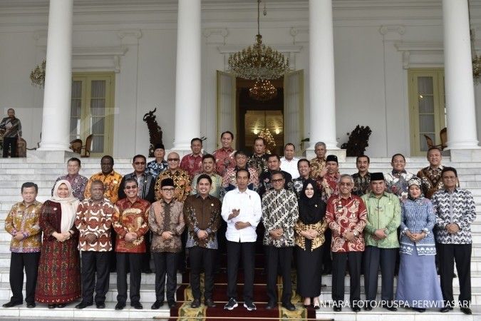 Jokowi bertemu bupati, dari soal kesejahteraan hingga dukungan dua periode