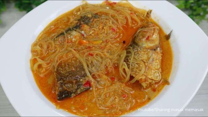 Resep Semur Bandeng Belimbing Wuluh Bertabur Emping Goreng yang Menggoda Lidah