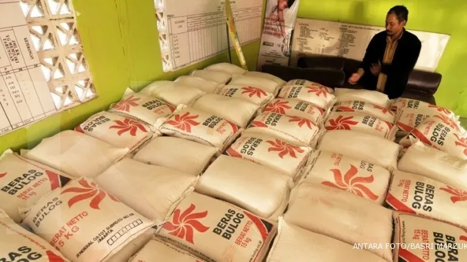 Bulog sets aside tons of rice for disaster victims