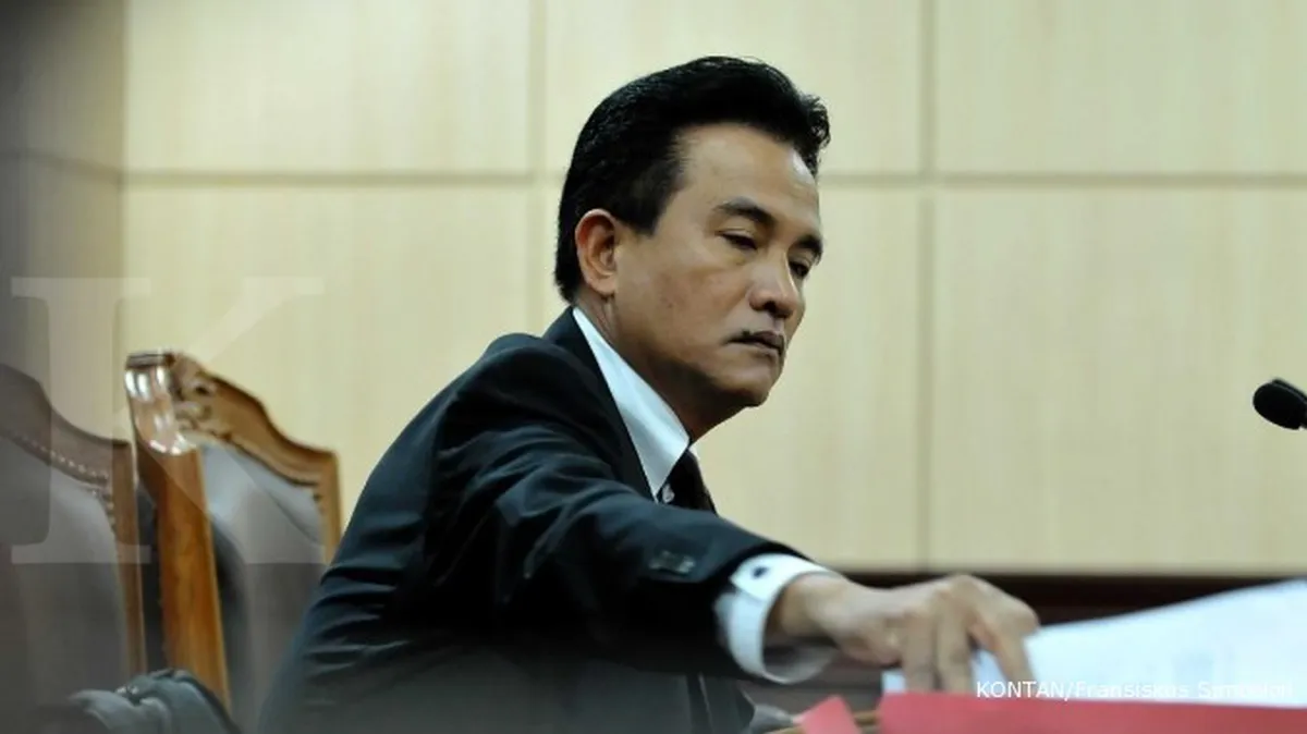 Yusril tantang Surya Paloh debat di sidang MK