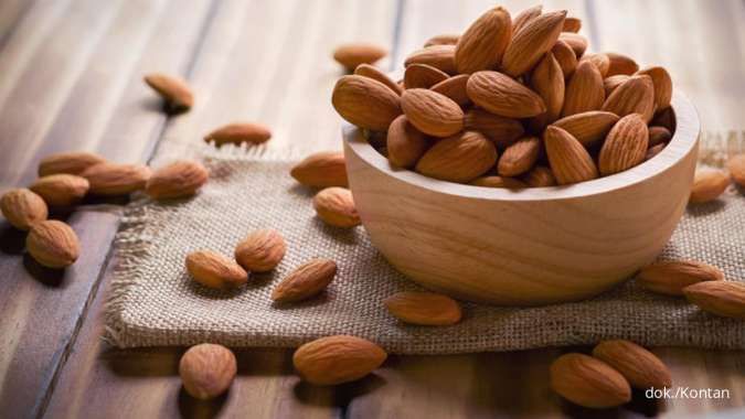 4 Manfaat Kacang Almond untuk Diet Menurunkan Berat Badan Menurut Ahli