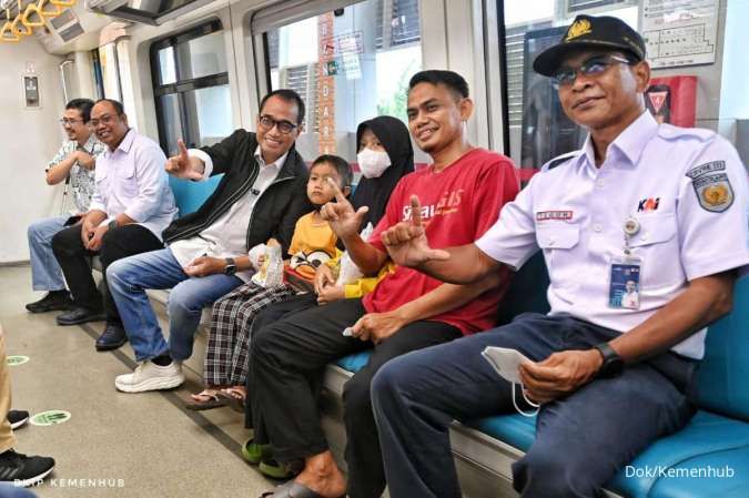 Tingkatkan Jumlah Penumpang LRT Sumsel, Menhub: Harus Banyak Angkutan Feeder