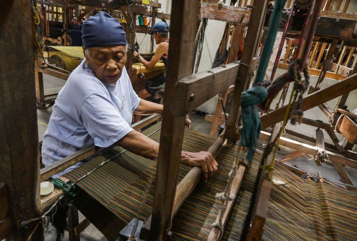 Manfat dan Mudarat Membentuk BUMN Tekstil