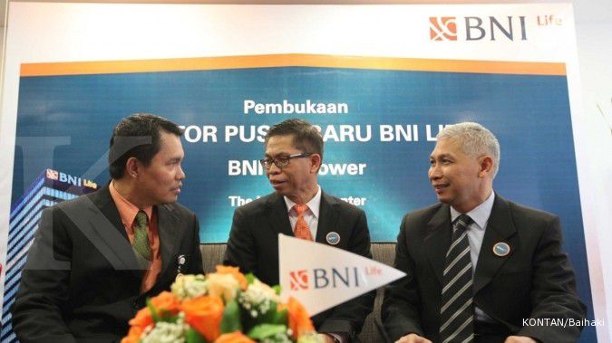 Sumitomo serap rights issue BNI Life