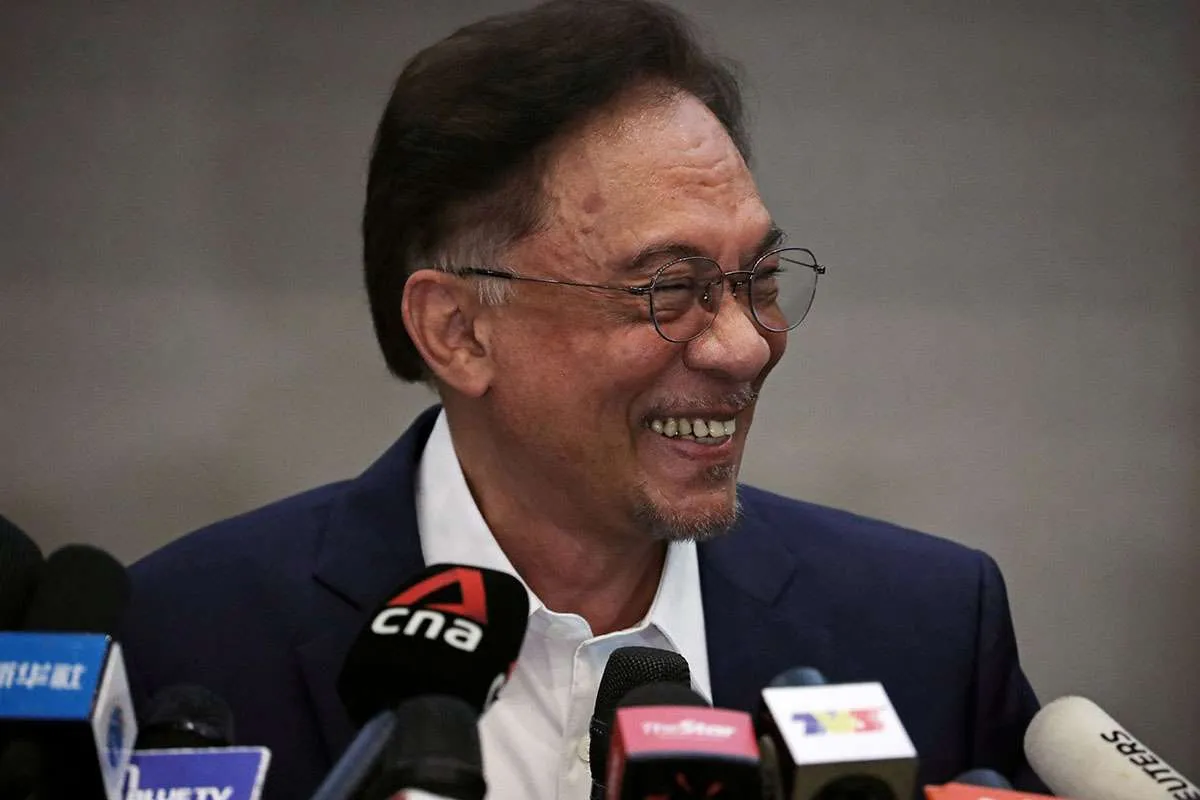 Anwar Ibrahim sudah bertemu raja, nasib PM Malaysia di tangan Raja