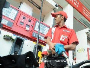 Duh, baru bulan ke-4 di 2011, harga pertamax sudah naik Rp 700 per liter