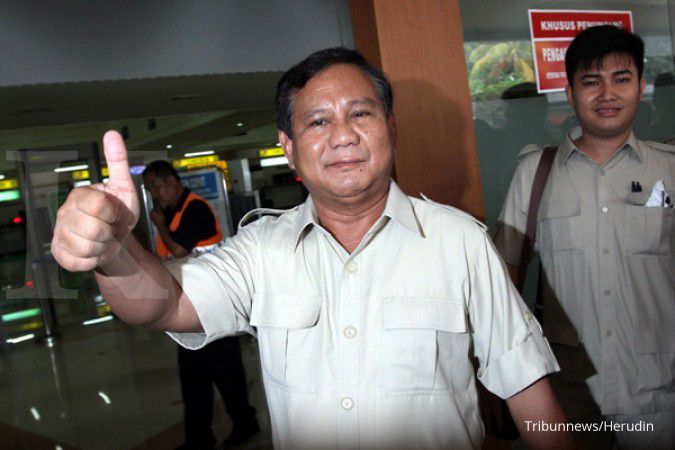 Naik Lexus ke TPS, Prabowo dikawal polisi berkuda