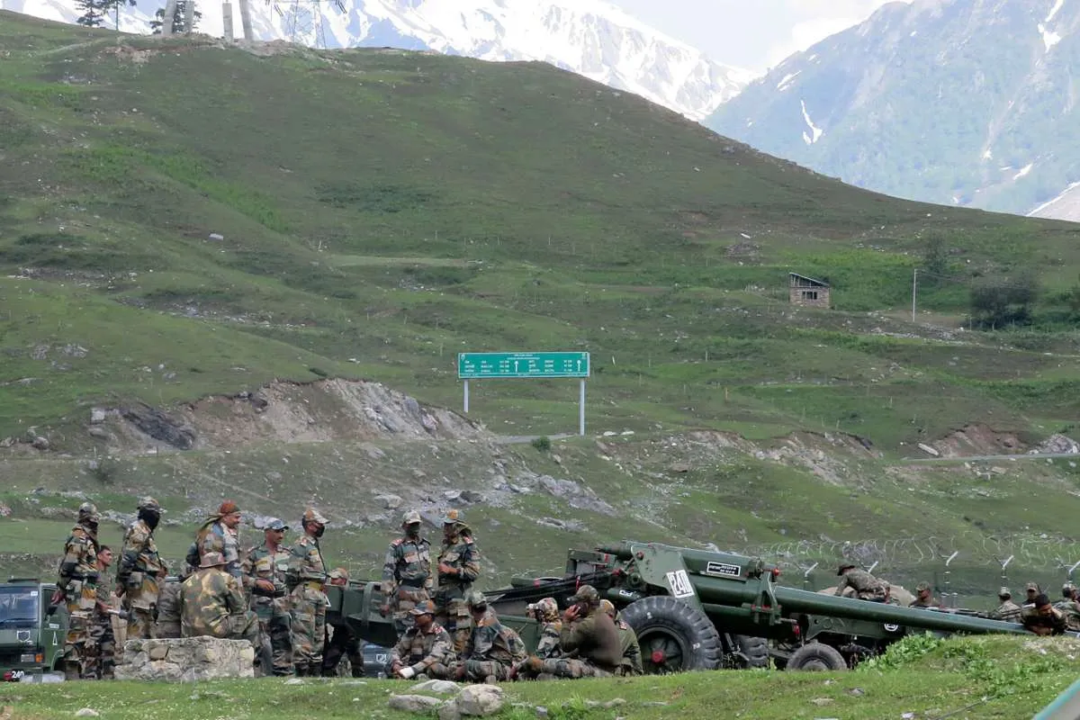 India stop impor 101 jenis senjata dan peralatan militer, ada apa?