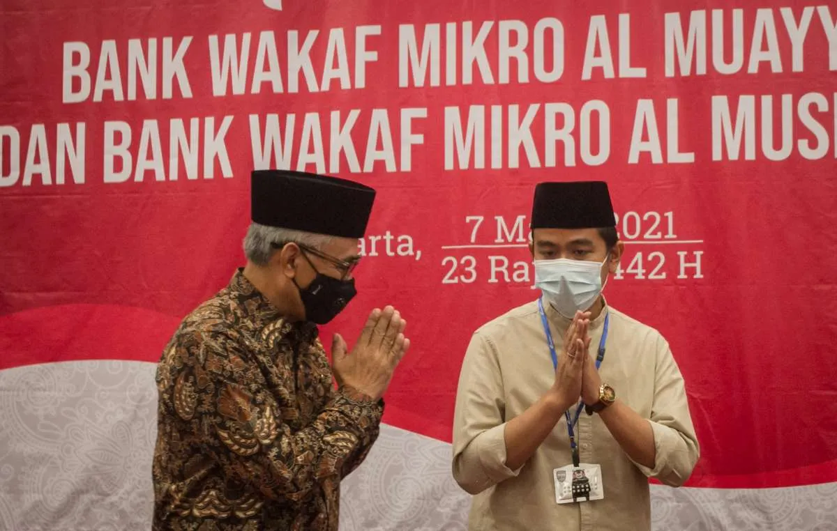 Dorong penguatan ekonomi masyarakat, OJK resmikan dua bank wakaf mikro di Surakarta