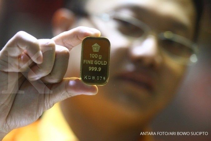 Harga acuan emas Antam hari ini naik Rp 2.000/gram