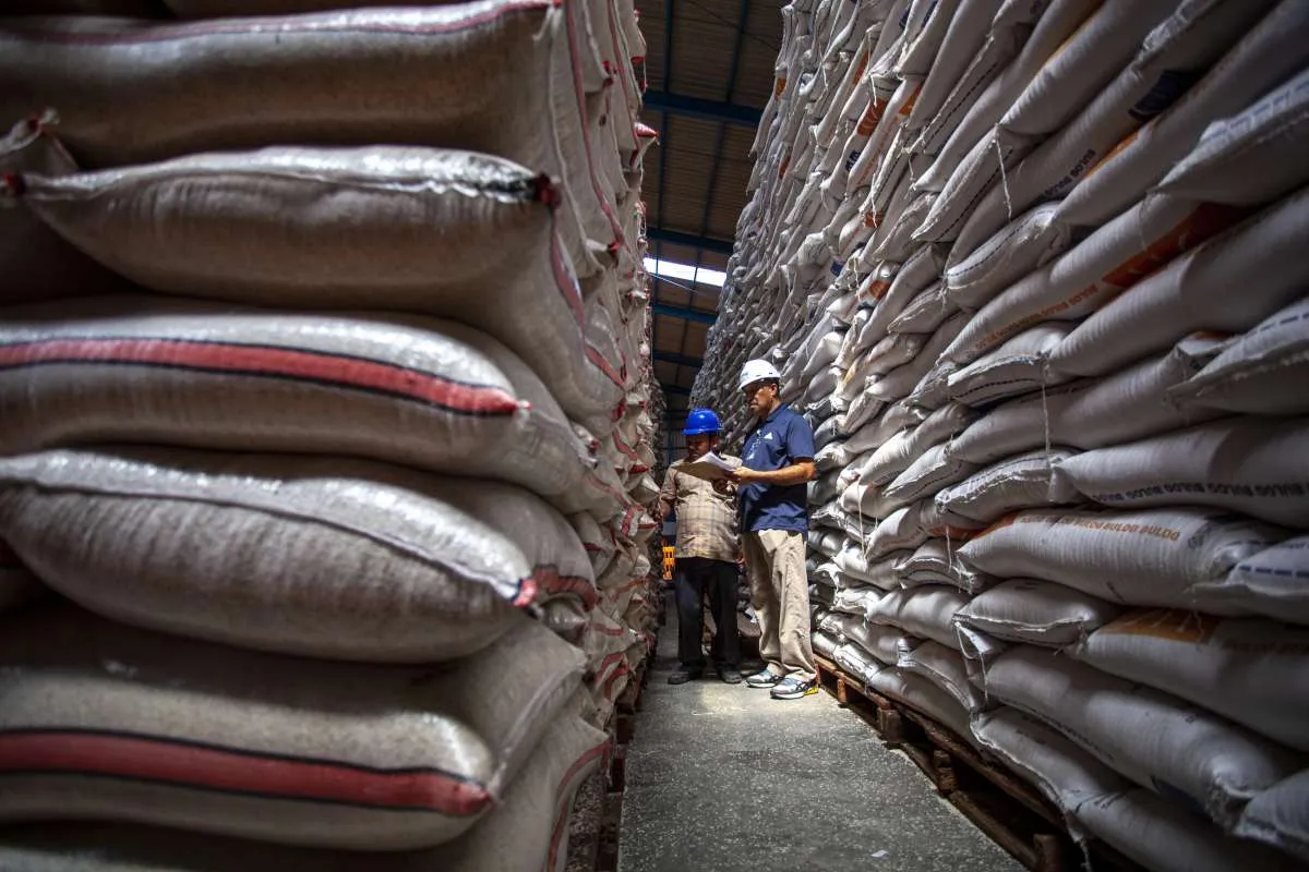 Target 4 Juta Ton: Ini Strategi Bulog Amankan Stok Beras 2026