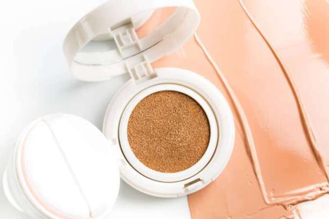 Selain Simple, Simak 5 Alasan Kenapa Harus Pakai Cushion Timbang Foundation