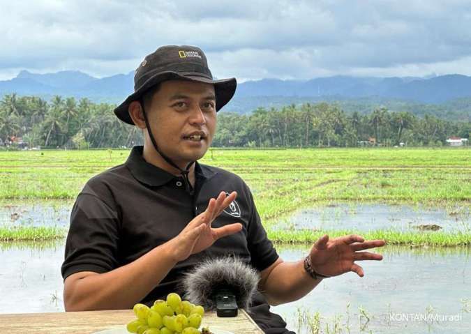 Kembangkan Desa Agrowisata, BRI Bagikan Bibit Alpukat di Desa Megulung Kidul