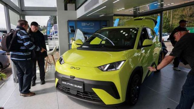 China Dominasi Pasar Mobil Listrik Indonesia, BYD Jadi Raja BEV