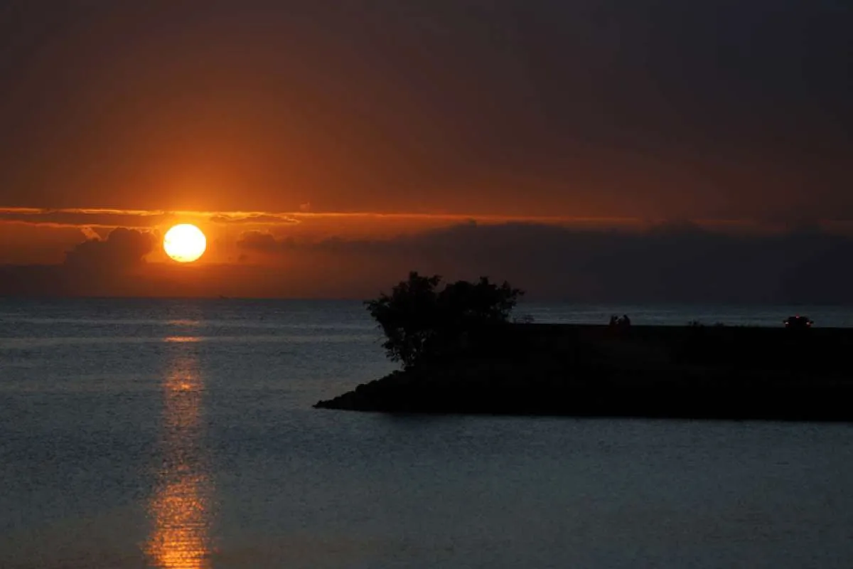 Jadwal Buka Puasa Kota Makassar Hari Ini (19/2) di Awal Ramadan 1447 H