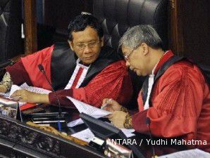 Ketua Mahkamah Konstitusi meluncur ke KPK