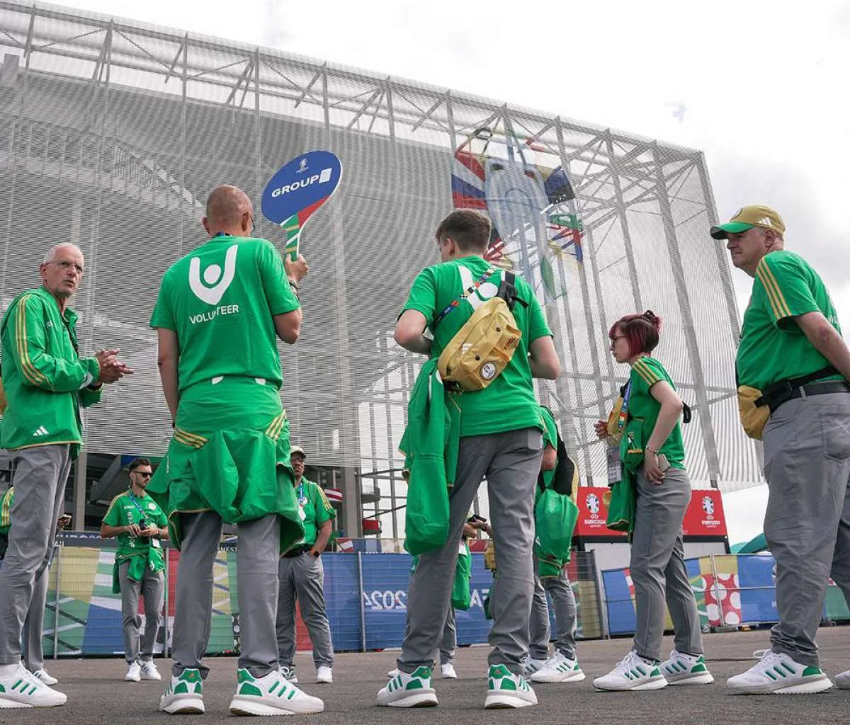 Usia Bukan Halangan bagi Relawan Tertua Euro 2024