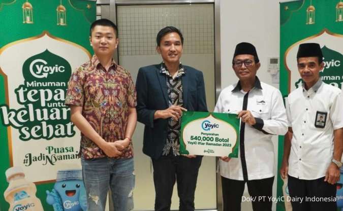 YoyiC Dairy Indonesia & Masjid Istiqlal Jakarta Bagikan 540.000 Botol Susu Fermentasi
