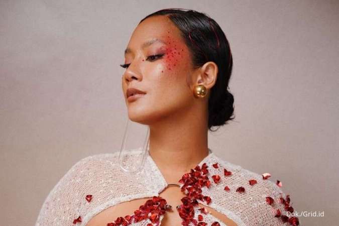 Tara Basro dan Sederet Selebriti Ini Bangga Punya Kulit Eksotis Khas Indonesia!