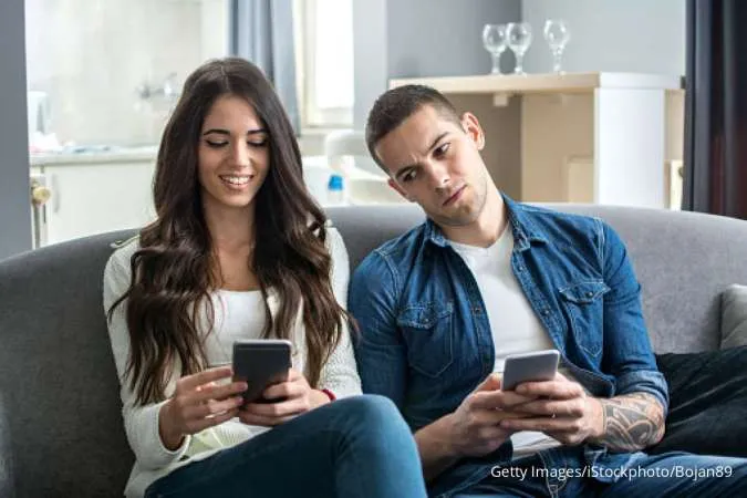 Ramalan 12 Zodiak Karier & Keuangan Hari Ini Sabtu 1 November 2025, Siapa Hoki?