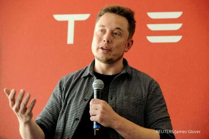 Elon Musk Berjanji Tidak Akan Menjual Saham Tesla Selama 2 Tahun 