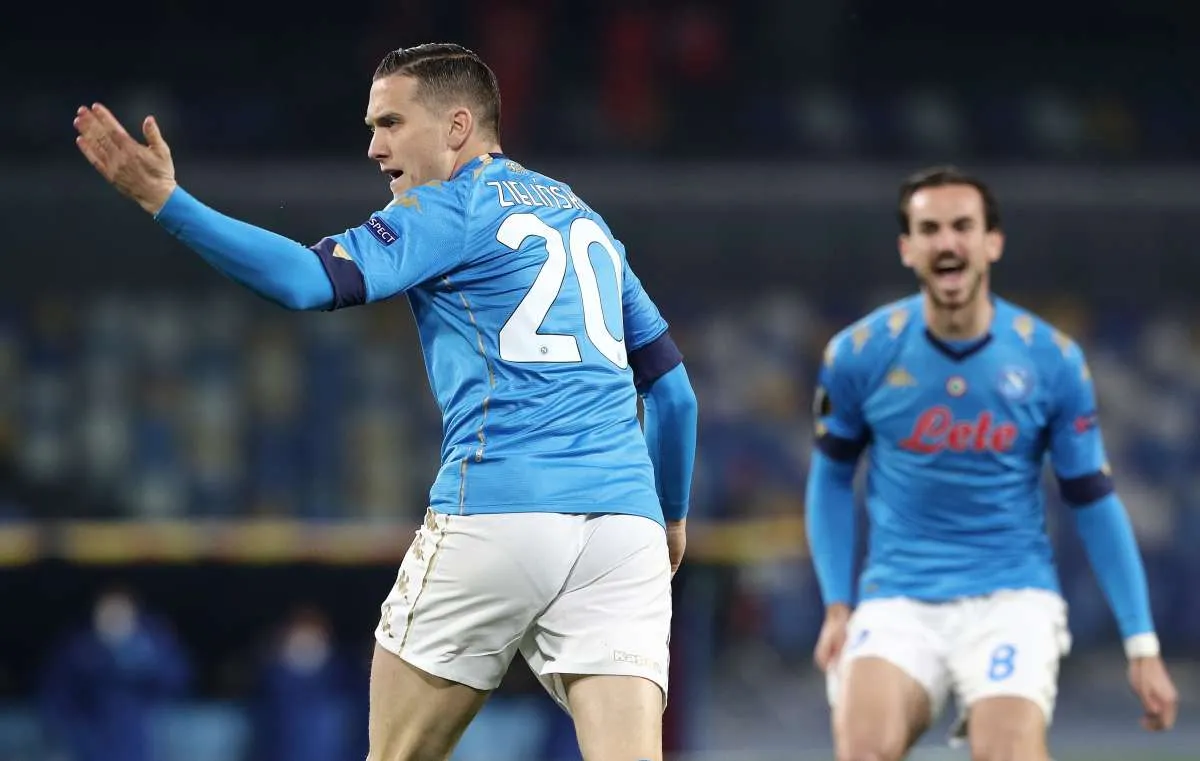 Manchester United dan Liverpool bersaing bidik Piotr Zielinski dari Napoli