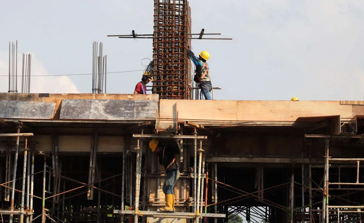 Anomali Perpajakan Indonesia, PDB Tinggi Tapi Setoran Pajak Minim