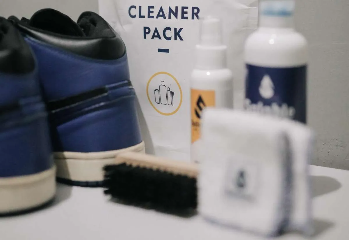 Yuk Intip Cara Mencuci Sepatu Menggunakan Mesin Cuci