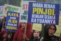 Baby Boomers Terjerat Kredit Macet Pinjol, Pastikan Pilih yang Resmi, Jauhi Ilegal