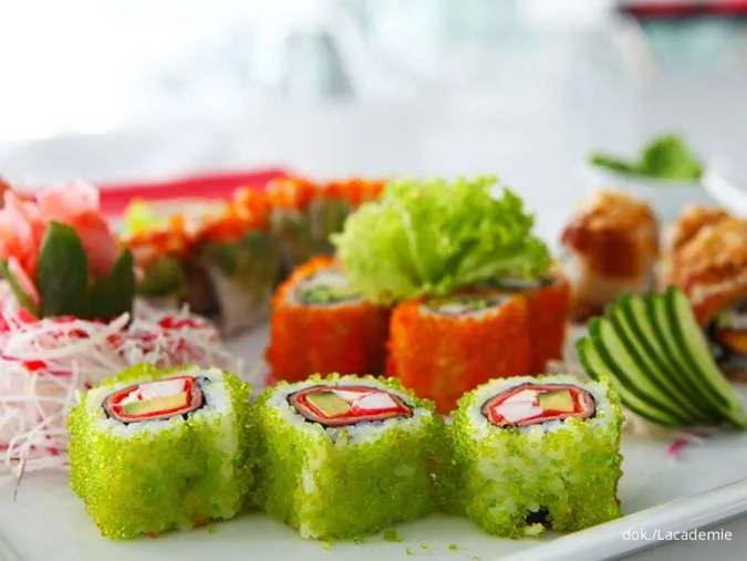 Jenis Maki Sushi Uramaki