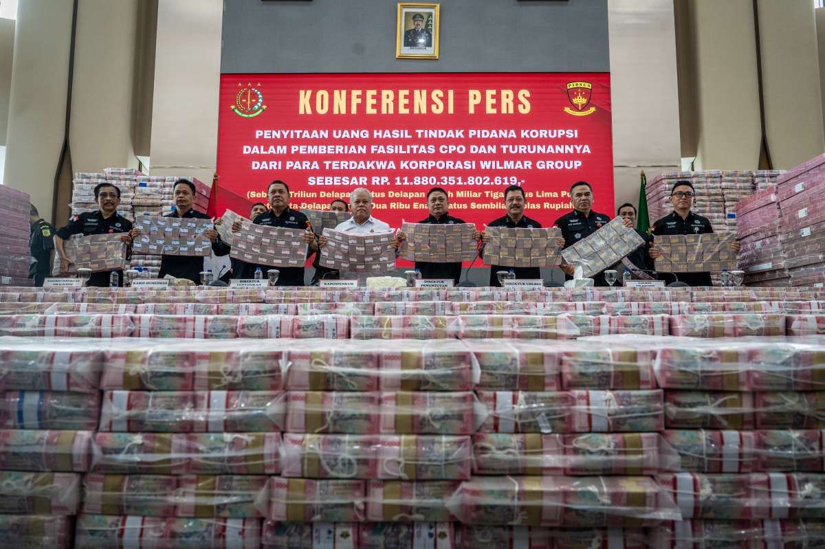 Gedung Bundar Semakin Gencar Mengincar Korporasi
