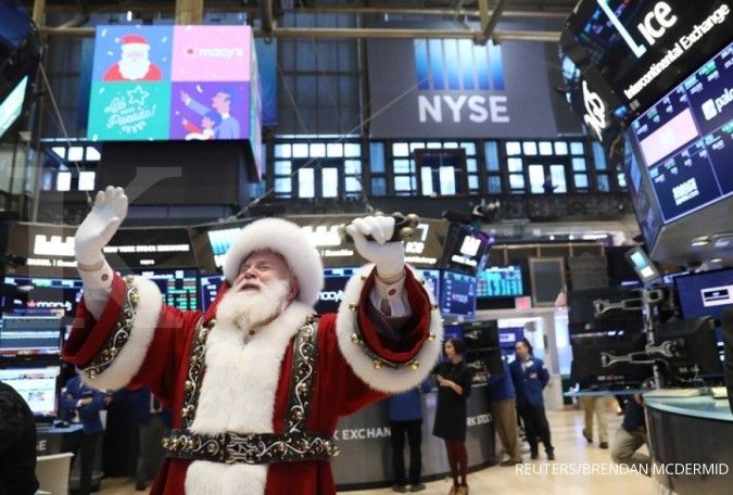 Penjualan ritel musim libur memeriahkan Wall Street di awal pekan