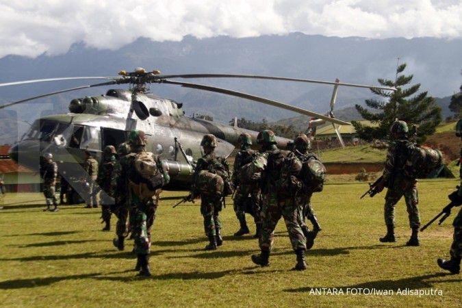 Pesawat pencari helikopter TNI yang hilang kontak di Papua terkendala cuaca