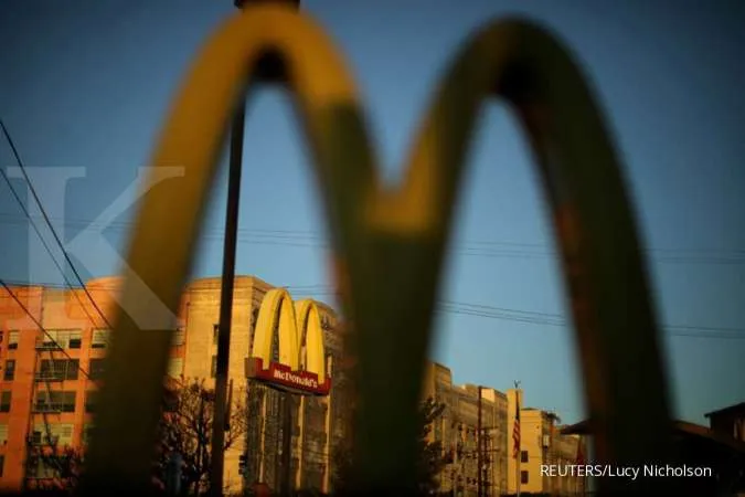 Setelah PHK, McDonald's Pangkas Paket Gaji untuk Karyawannya di AS