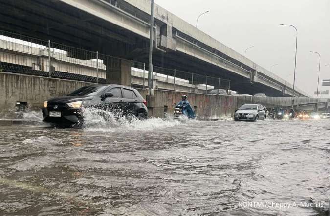 Waspada Hujan Sangat Lebat, Ini Peringatan Dini Cuaca Besok (28/10) di Jabodetabek