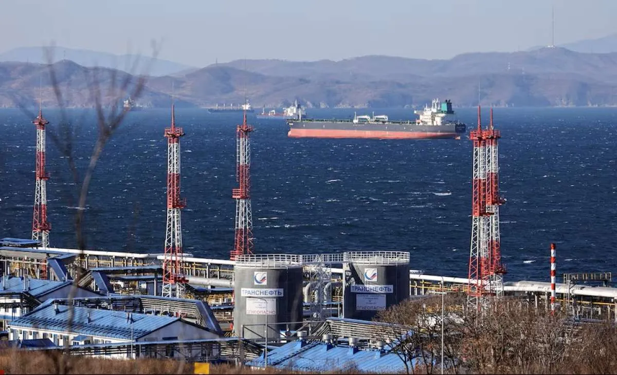 Harga Minyak Melonjak Hampir 3% Usai Perundingan Rusia–Ukraina Buntu